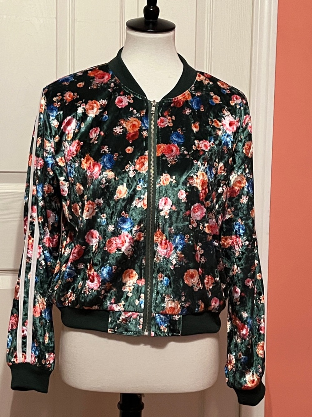 36point5 Velour Green floral baseball jacket size L (Junior)